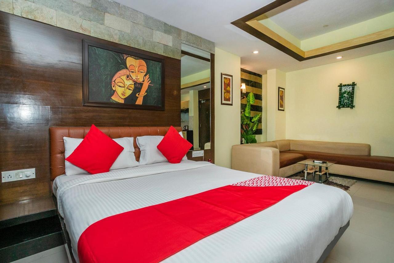 Capital O 3246 The Bouvice Hotel Bangalore Exterior foto
