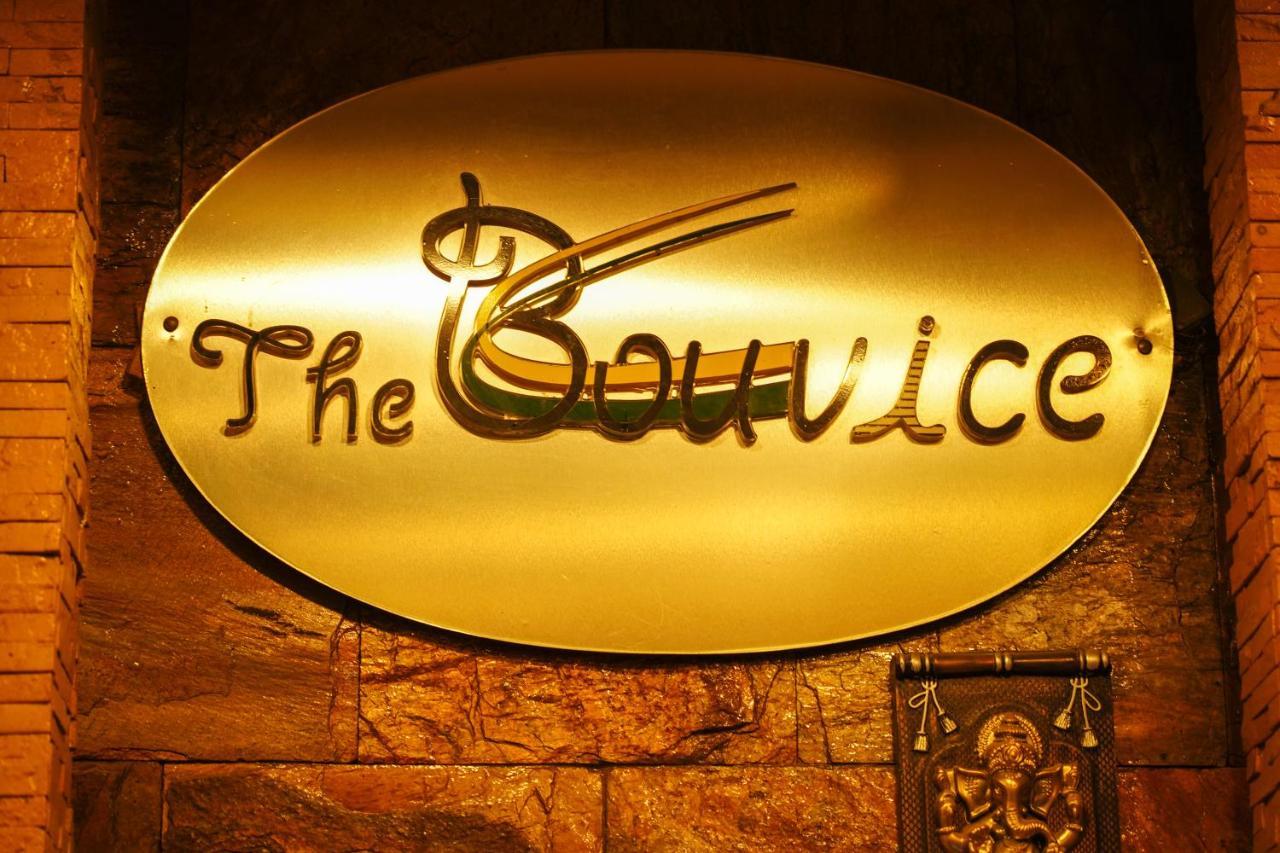 Capital O 3246 The Bouvice Hotel Bangalore Exterior foto